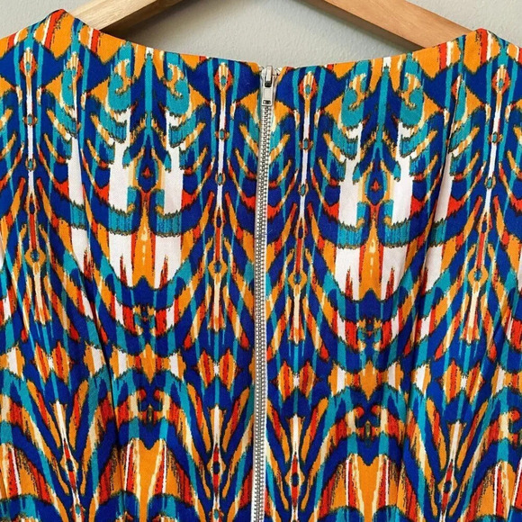 Gabby Skye Women's 4P Petite Sleeveless Patterned Fit and Flare Multicolor Dress - Picture 12 of 16